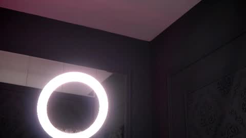 Scarlet online show from July 16, 2026, 3:34 am