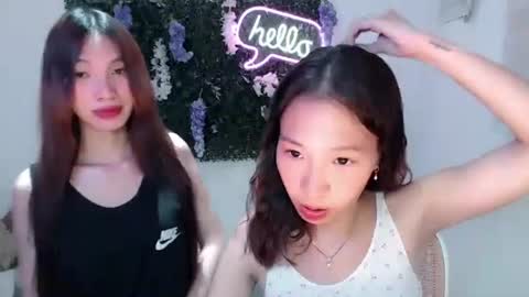 brie_belle online show from February 26, 2025, 5:09 am