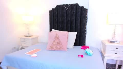 Snapshot of briny_saez chatting on July 10, 2026, 7:27 pm briny saez online show from July 10, 2026, 7:27 pm