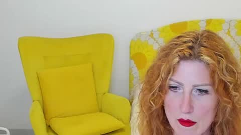 Snapshot of britishmilfpenelope chatting on May 18, 2026, 5:41 pm Penelope online show from May 18, 2026, 5:41 pm