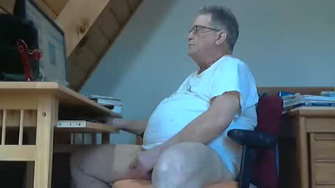brubar online show from April 26, 2026, 5:43 pm