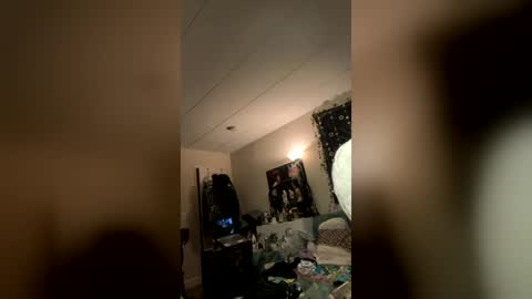 Brujaxgrey online show from July 16, 2026, 10:38 pm