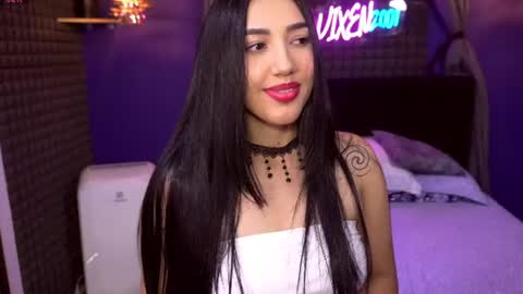 Snapshot of bull_vixen2001 chatting on June 18, 2026, 12:11 am Bunny and The Rock online show from June 18, 2026, 12:11 am