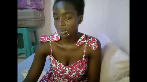 Snapshot of bunny_bliss1 chatting on June 2, 2026, 7:27 pm bunny_bliss1 online show from June 2, 2026, 7:27 pm