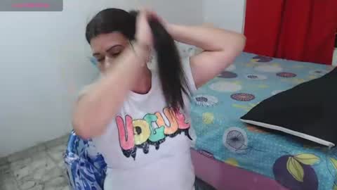 caliente_in_passion online show from July 10, 2026, 4:28 am