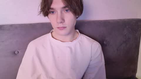 Snapshot of callmenineoneseven chatting on December 13, 2025, 11:54 pm Nick online show from December 13, 2025, 11:54 pm