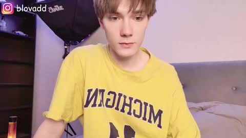 Snapshot of callmenineoneseven chatting on February 9, 2026, 4:00 pm Nick online show from February 9, 2026, 4:00 pm