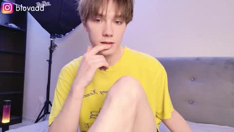 Snapshot of callmenineoneseven chatting on February 10, 2026, 5:06 pm Nick online show from February 10, 2026, 5:06 pm