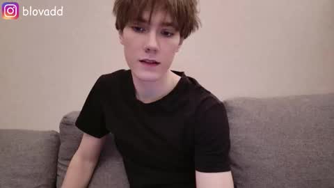 Snapshot of callmenineoneseven chatting on February 16, 2026, 1:24 am Nick online show from February 16, 2026, 1:24 am