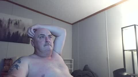 longjohn74 online show from July 17, 2026, 1:56 am