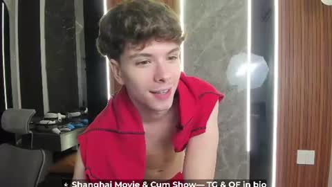 Hey I am Calvin  online show from July 4, 2026, 3:07 pm