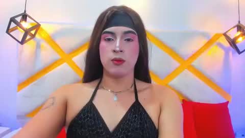 cami_rouxx online show from July 15, 2026, 8:36 pm