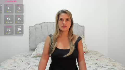 Snapshot of camila_borbon_ chatting on August 7, 2026, 11:18 pm online show from August 7, 2026, 11:18 pm