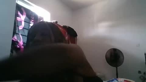 camillasoofine online show from June 14, 2026, 12:18 pm