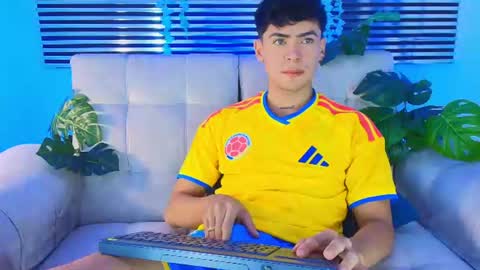 Snapshot of camilo_xcam chatting on June 28, 2026, 1:11 am CAMILO online show from June 28, 2026, 1:11 am