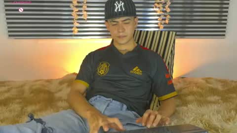 Snapshot of camilo_xcam chatting on July 29, 2026, 9:24 pm CAMILO online show from July 29, 2026, 9:24 pm