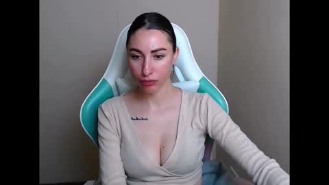cammila horn online show from May 18, 2026, 5:13 am