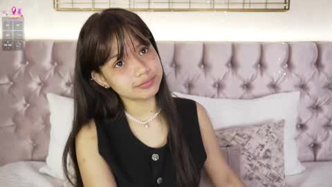 Snapshot of candy_beck chatting on April 17, 2026, 2:20 pm Candy Beck online show from April 17, 2026, 2:20 pm