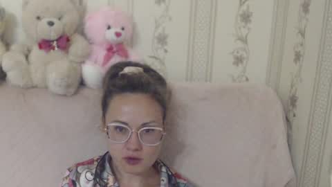 say meow and send tip  online show from July 2, 2026, 6:47 pm