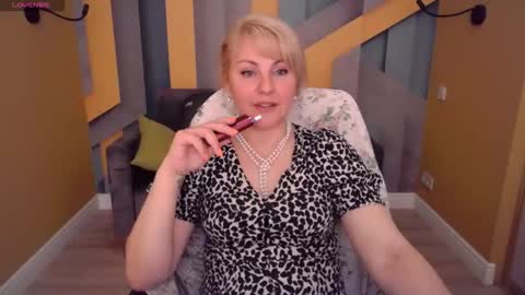 Snapshot of candylons chatting on April 30, 2026, 6:53 am CandyLons online show from April 30, 2026, 6:53 am