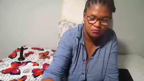 candyyumsaerolaxx online show from May 31, 2026, 6:09 pm