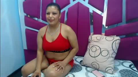 Snapshot of carolina_suarez_ chatting on April 13, 2026, 1:44 am carolina suarez online show from April 13, 2026, 1:44 am