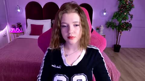Snapshot of carolinasherry chatting on May 19, 2026, 5:03 am carolinasherry online show from May 19, 2026, 5:03 am