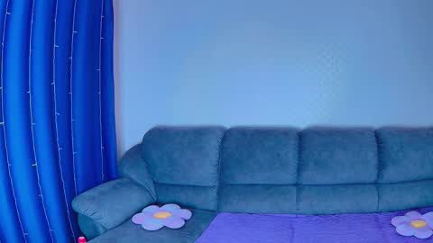 Nancy 3 online show from April 19, 2026, 12:26 pm