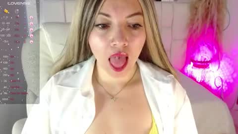 Snapshot of cassandraferran chatting on June 16, 2026, 1:03 pm Cassandra online show from June 16, 2026, 1:03 pm
