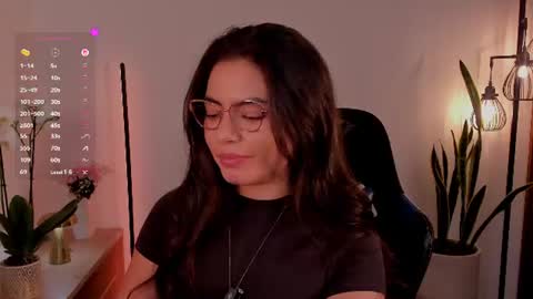 MACARENA online show from July 6, 2026, 5:59 pm