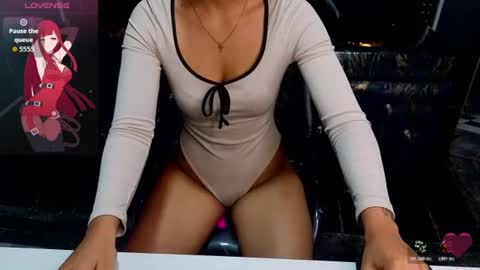 Snapshot of catalella_little_b chatting on June 19, 2026, 9:29 pm catalella_little_b online show from June 19, 2026, 9:29 pm