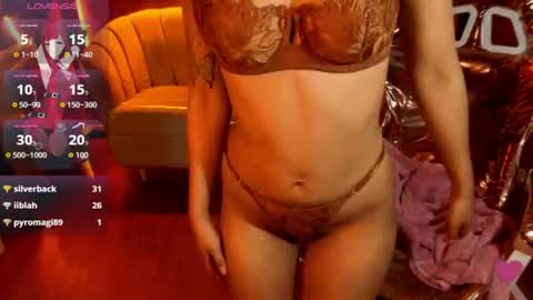 Snapshot of catalella_little_b chatting on June 27, 2026, 7:57 am catalella_little_b online show from June 27, 2026, 7:57 am