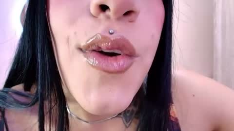 Snapshot of catte_jensen chatting on July 17, 2026, 4:52 am Cattleya online show from July 17, 2026, 4:52 am