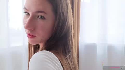 Josie Manesi online show from May 31, 2026, 6:31 am