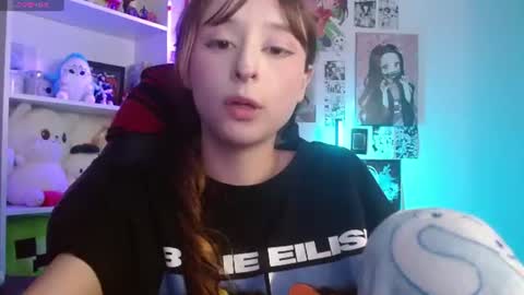 celesteayase online show from July 18, 2026, 1:43 am