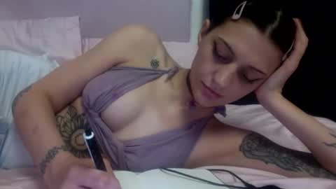 chaia online show from June 10, 2026, 7:51 am