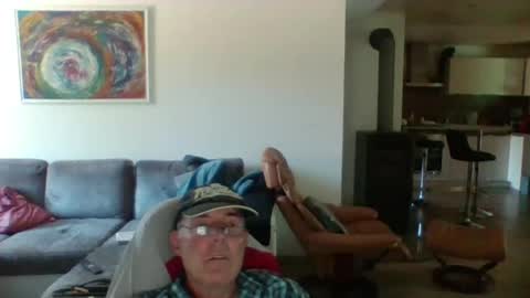 charles6064 online show from July 28, 2026, 11:17 am