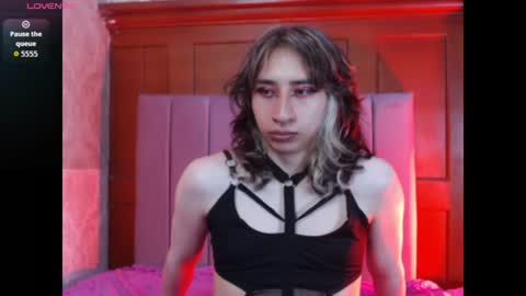 charlothe_dumont online show from July 8, 2026, 2:10 pm