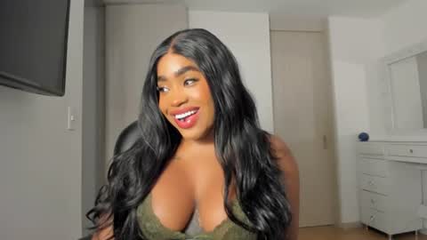 Snapshot of charlotte_tiller chatting on July 31, 2026, 5:29 am Yuli online show from July 31, 2026, 5:29 am