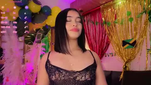 Charlote online show from April 13, 2026, 2:17 am