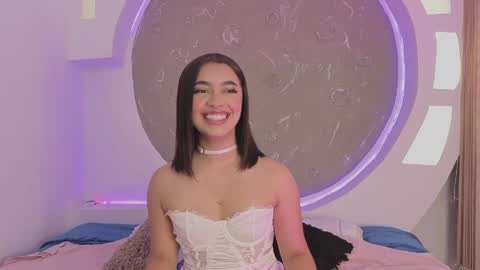 Charlote online show from April 25, 2026, 2:47 am
