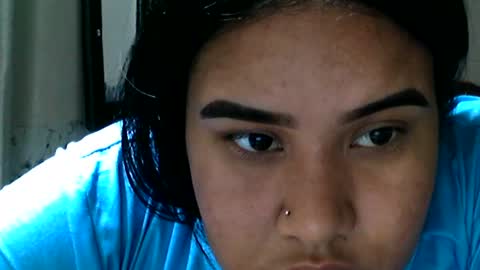 charlottequeen_21 online show from July 2, 2026, 3:18 pm