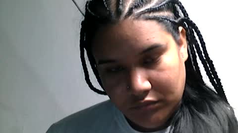 charlottequeen_21 online show from July 26, 2026, 12:23 pm