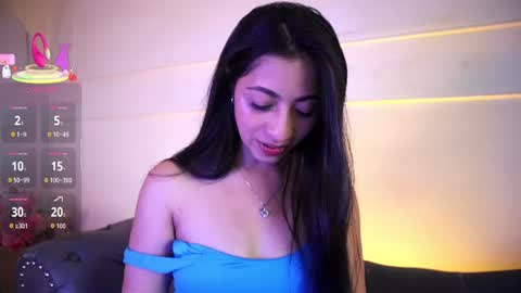 Lauren Rus online show from June 8, 2026, 2:17 pm