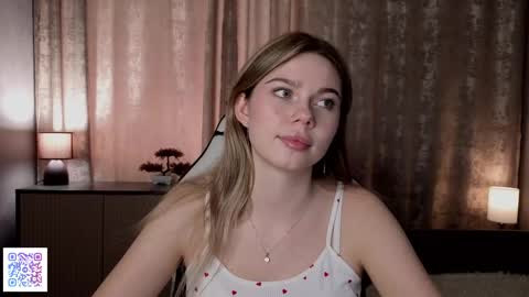 Emilia online show from June 6, 2026, 4:28 am