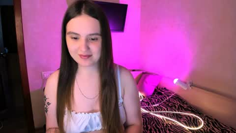 Chelsy  Luxe  online show from June 19, 2026, 2:27 am