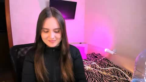 Chelsy  Luxe  online show from July 20, 2026, 10:39 am