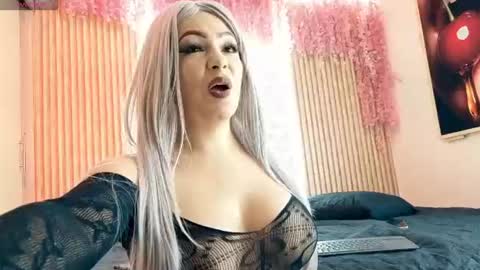 cherry_blossom_miss online show from June 24, 2026, 7:02 pm