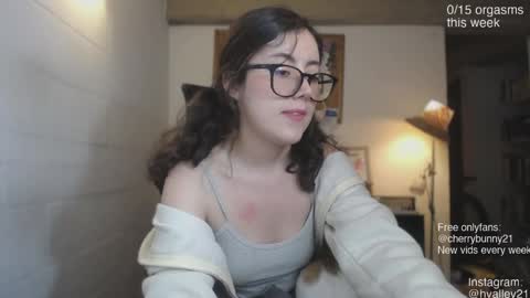 Snapshot of cherrybunny21 chatting on May 16, 2026, 7:05 am Sarah Prez online show from May 16, 2026, 7:05 am