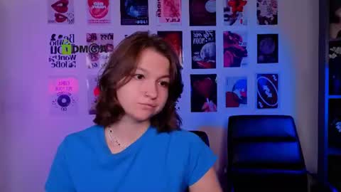 Snapshot of chloe_ley chatting on July 9, 2026, 9:02 am chloe_ley online show from July 9, 2026, 9:02 am